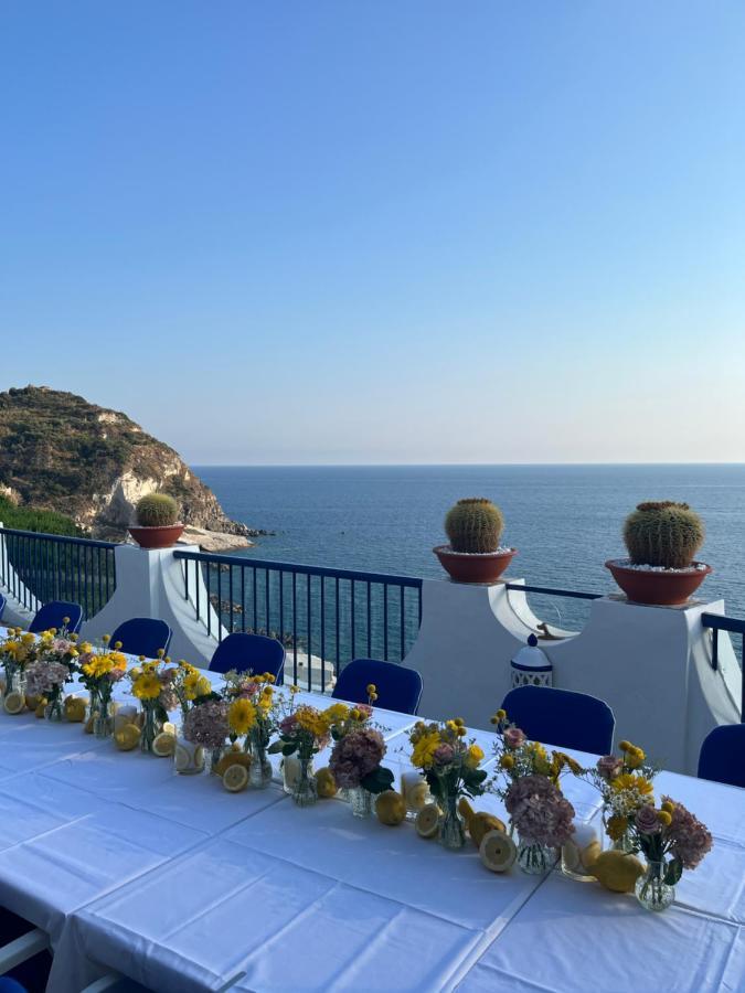 Hotel Villa Maria Sant'Angelo  Buitenkant foto