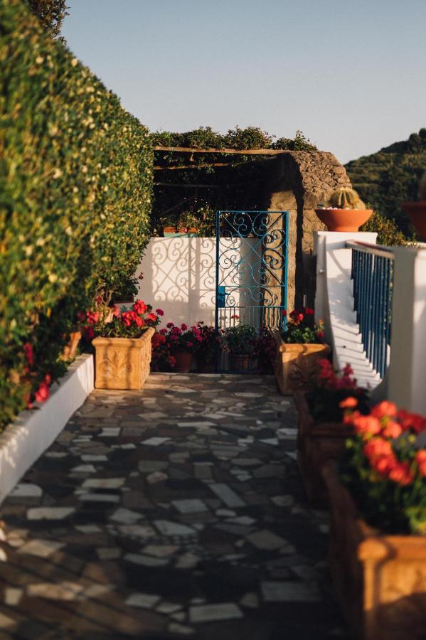 Hotel Villa Maria Sant'Angelo  Buitenkant foto