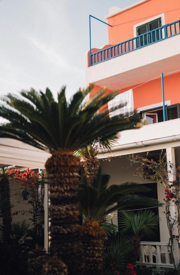 Hotel Villa Maria Sant'Angelo  Buitenkant foto