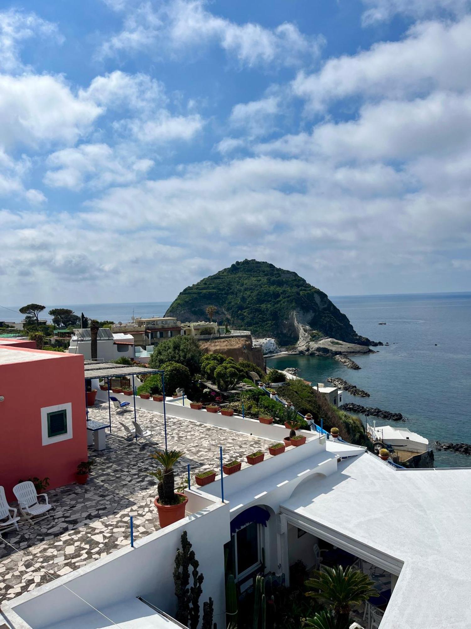 Hotel Villa Maria Sant'Angelo  Buitenkant foto