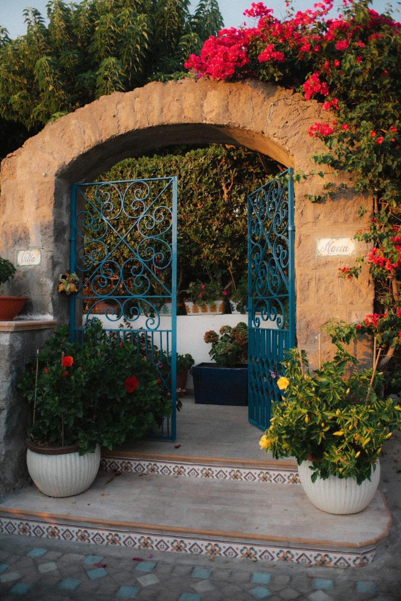 Hotel Villa Maria Sant'Angelo  Buitenkant foto