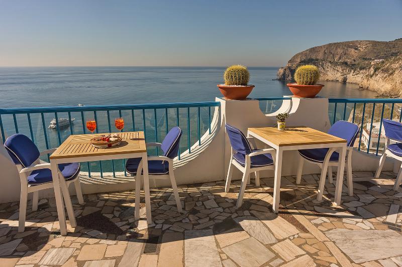 Hotel Villa Maria Sant'Angelo  Buitenkant foto